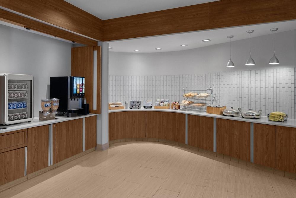 SpringHill Suites by Marriott Houston Intercontinental Arprt photo 23