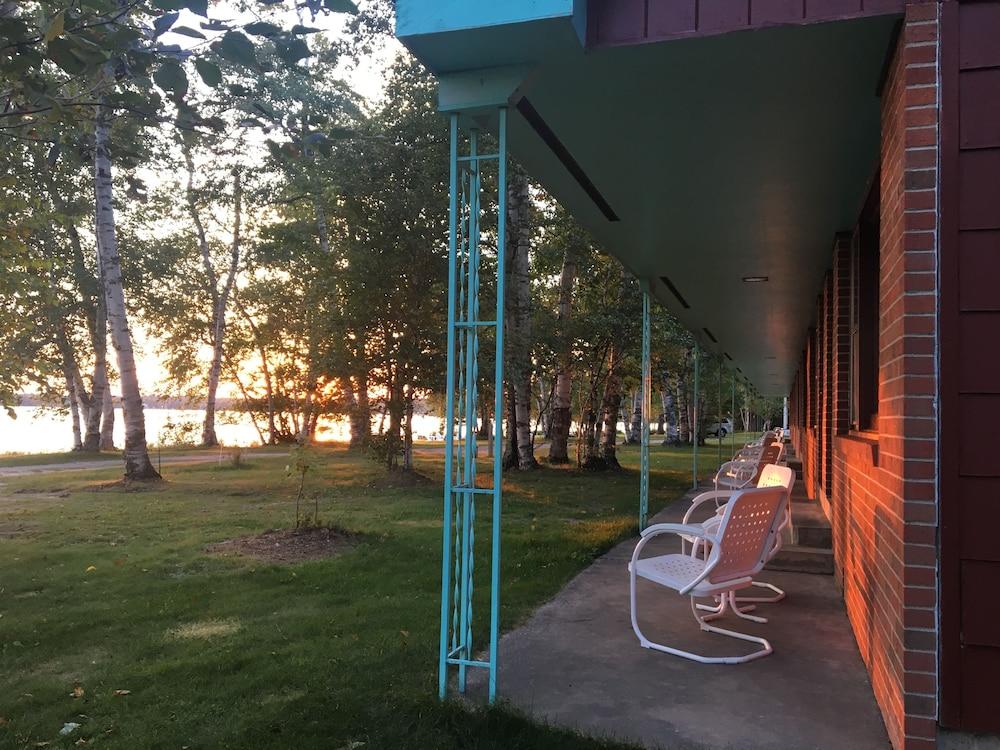 Historic Birch Lodge and Motel photo 2