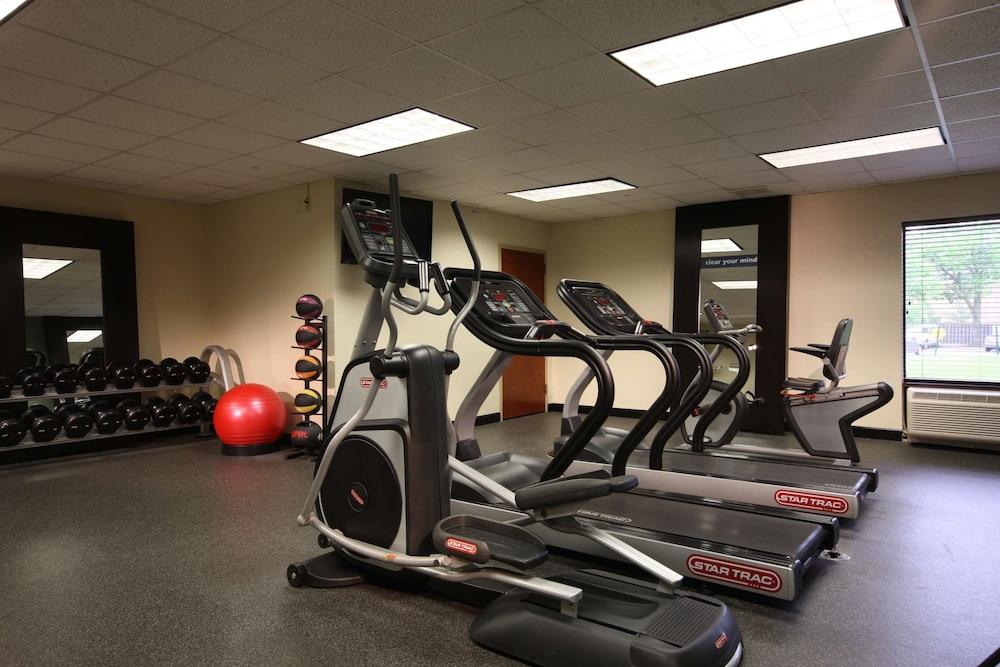Hampton Inn Woodbridge photo 29