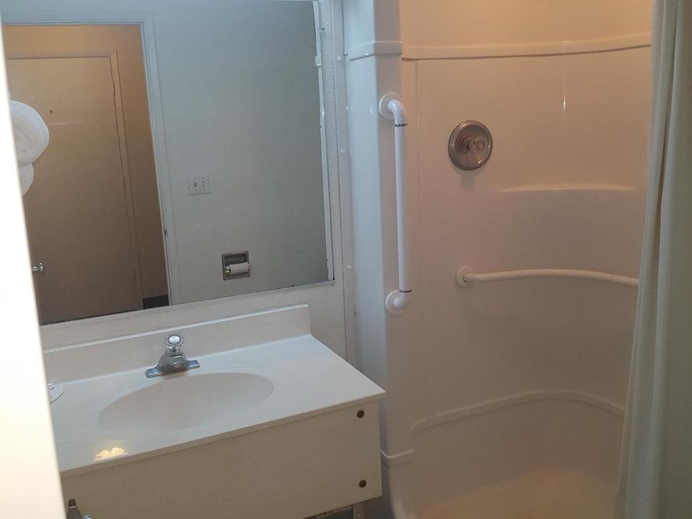 Sioux City Inn photo 37