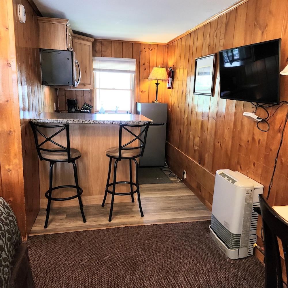 Canyon Motel photo 33