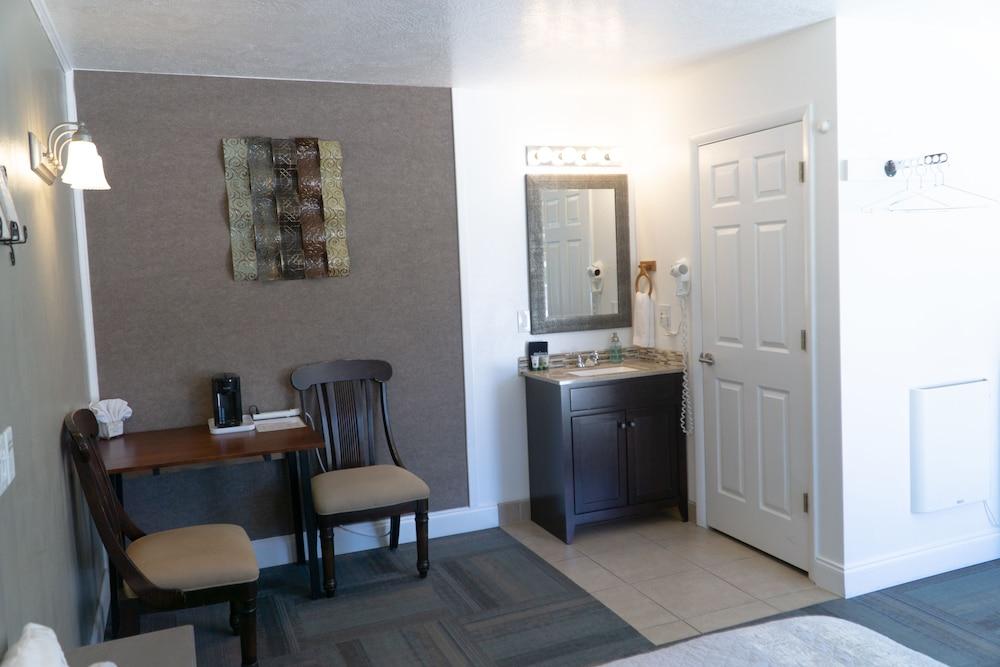 Bybee's Steppingstone Motel photo 14