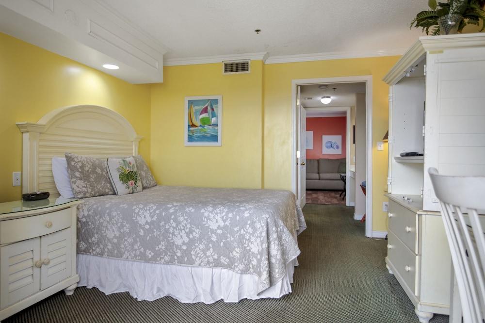 Edgewater Inn photo 30