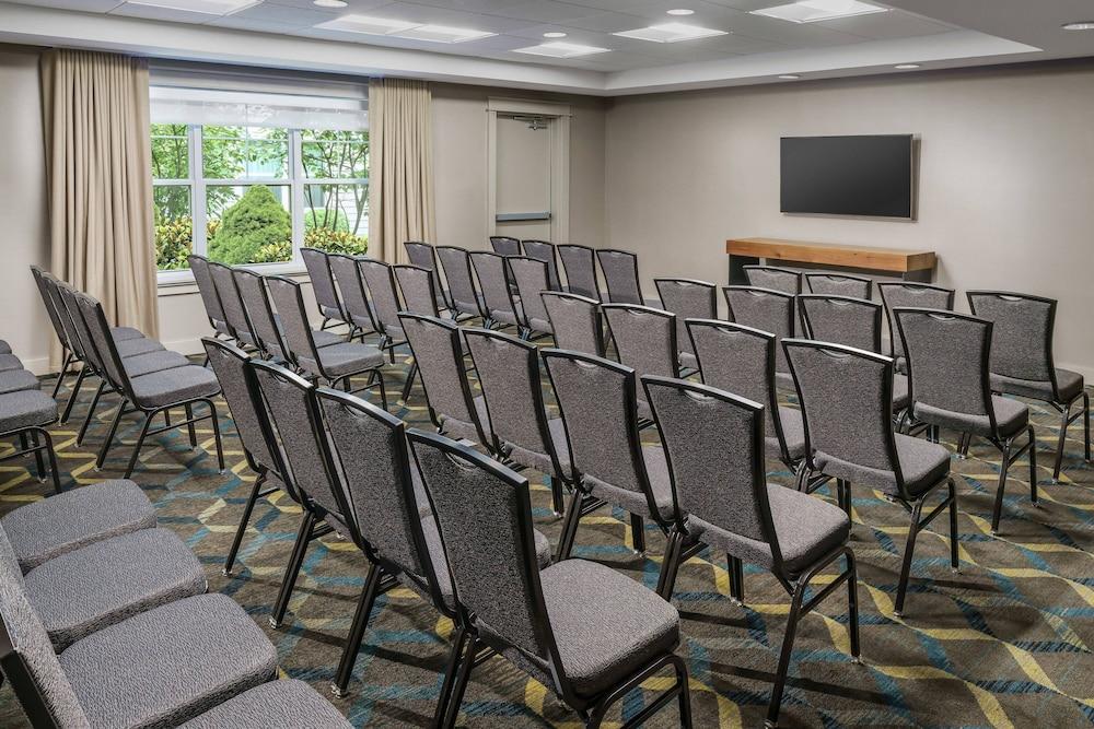 Residence Inn by Marriott Colchester photo 21