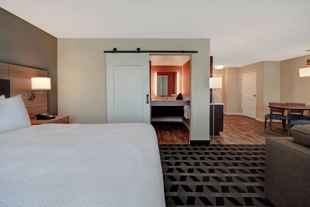 TownePlace Suites by Marriott Las Vegas Airport South photo 7