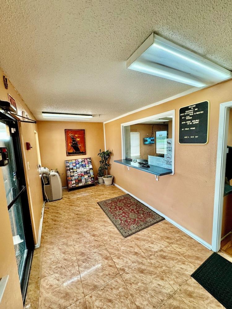 Seagoville Inn photo 2