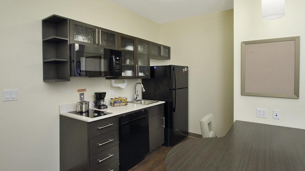 Candlewood Suites Dallas-Frisco NW Toyota Ctr by IHG photo 29