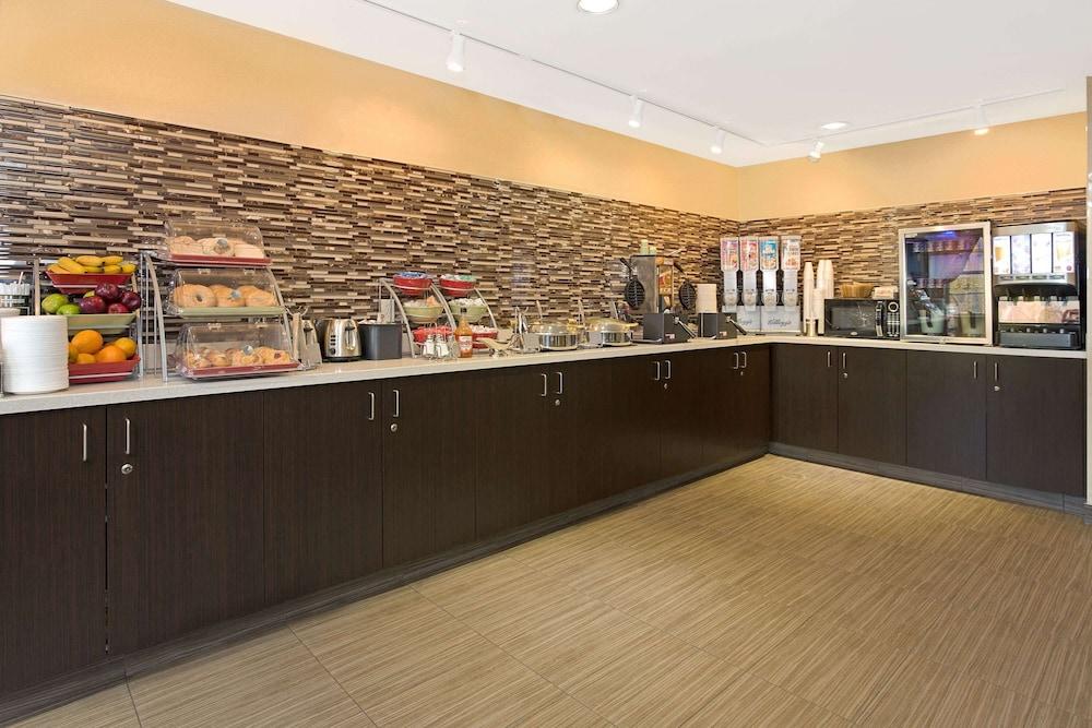 Hawthorn Extended Stay by Wyndham Cincinnati/Sharonville photo 12