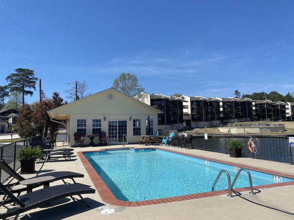 Willow Beach Resort photo 16