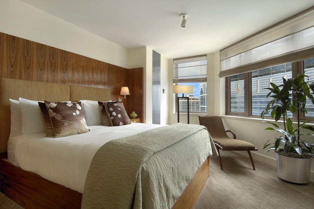 Fairmont Chicago at Millennium Park photo 3
