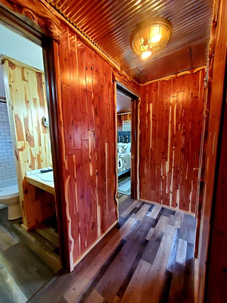 Log Cabin Inn photo 97