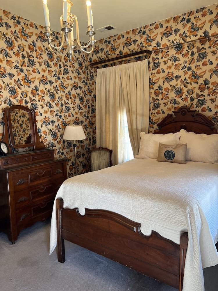 The Buxton Inn photo 29