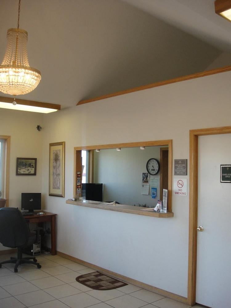 Trails West Motel photo 3