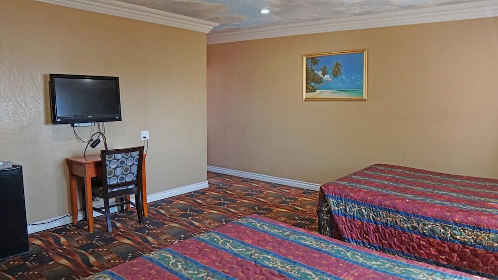 Budget Inn photo 11
