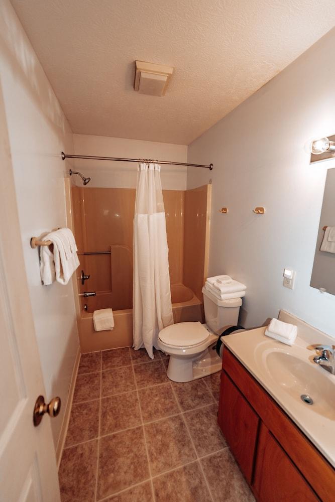 Arrowhead Resort photo 36