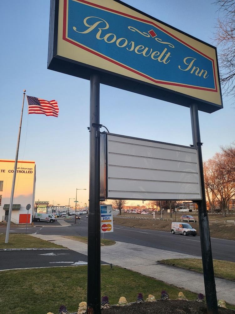 Roosevelt Inn photo 18