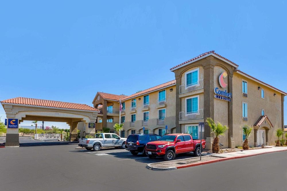 Comfort Inn & Suites El Centro I - 8 photo 1