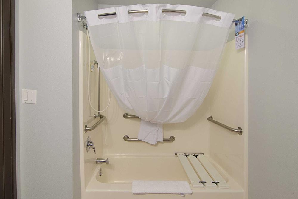 Quality Inn Seaside Oregon Coast photo 31