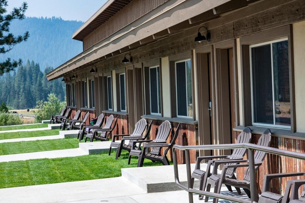 The Village at Highlands Ranch photo 16