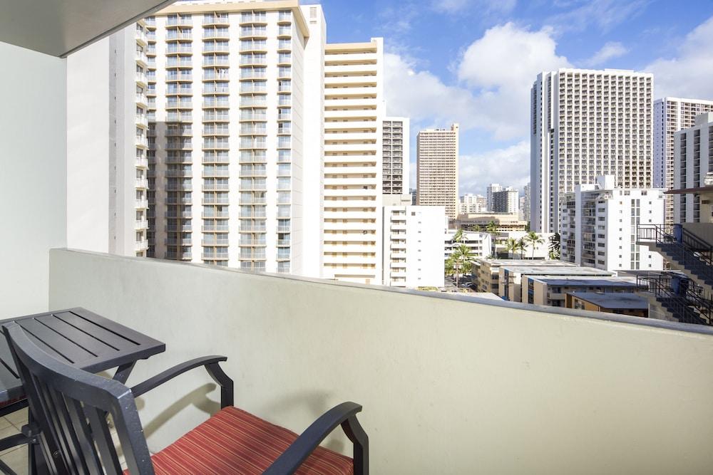 Castle at Waikīkī Grand photo 41