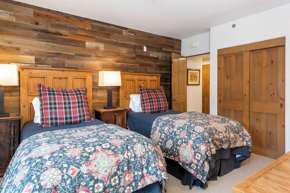 Christiania Condos - CoralTree Residence Collection photo 58