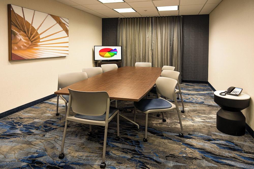 Fairfield Inn and Suites by Marriott Laredo photo 23
