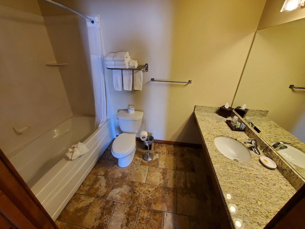 CB&M Executive Suites photo 46