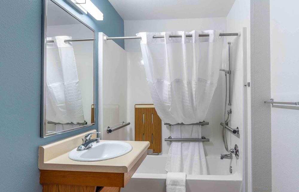 Extended Stay America Select Suites - Louisville - South photo 24