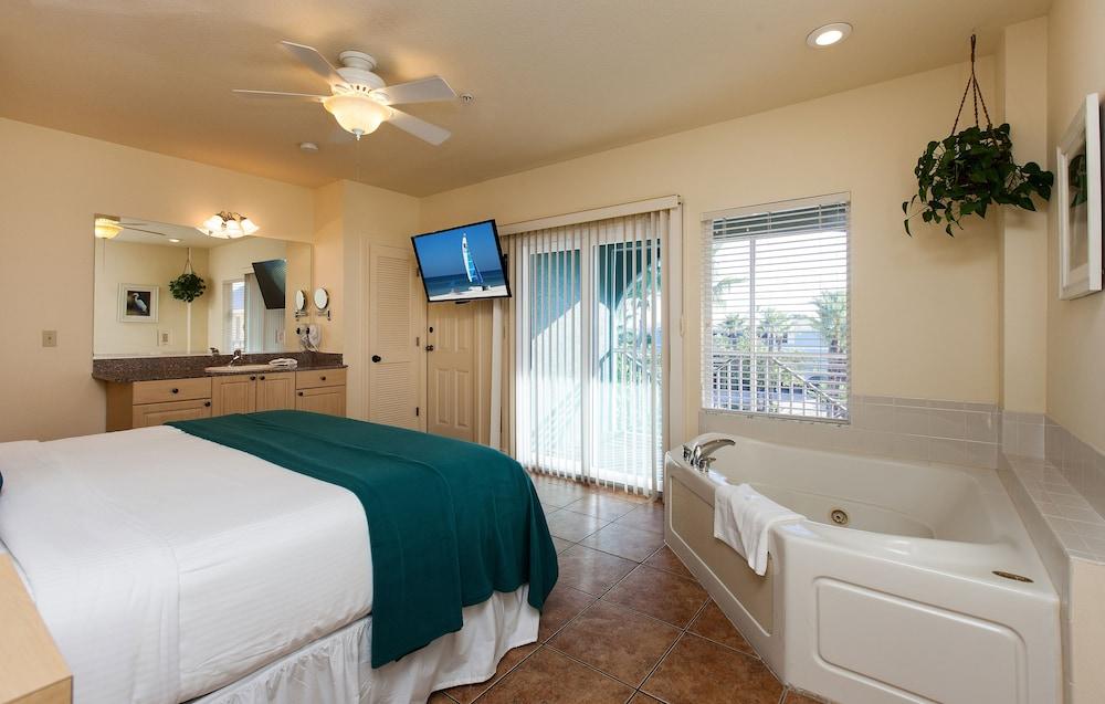 Bridgewalk Resort photo 24