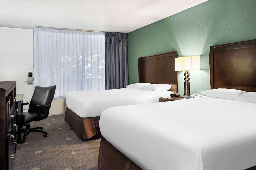 Travelodge by Wyndham Gaylord photo 35