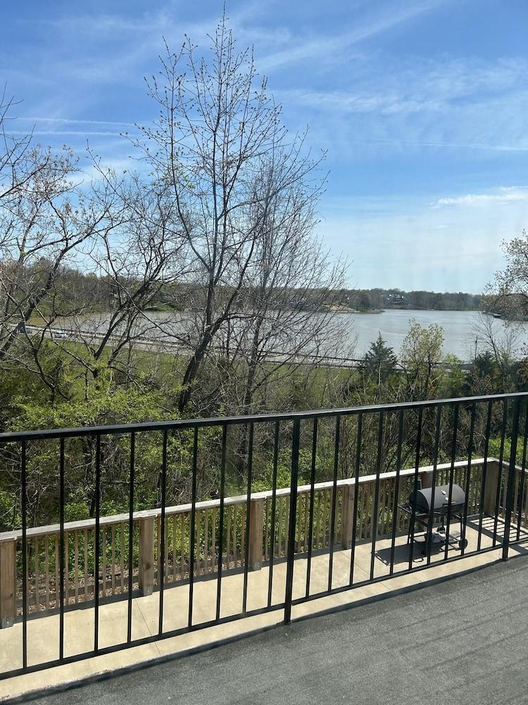 LAKEVIEWINN photo 6