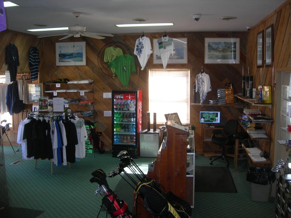 Baneberry Golf and Resort photo 6