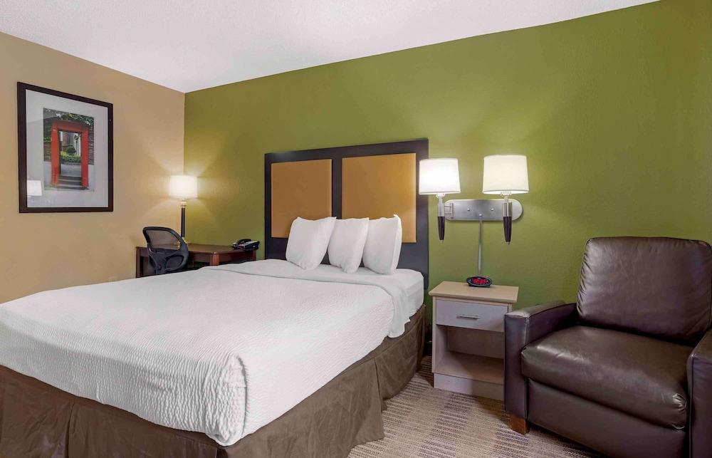 Extended Stay America Suites Houston Med Ctr Greenway Plaza photo 8