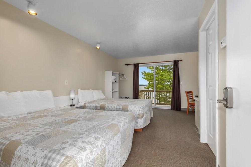 The Lakeview Motel photo 50
