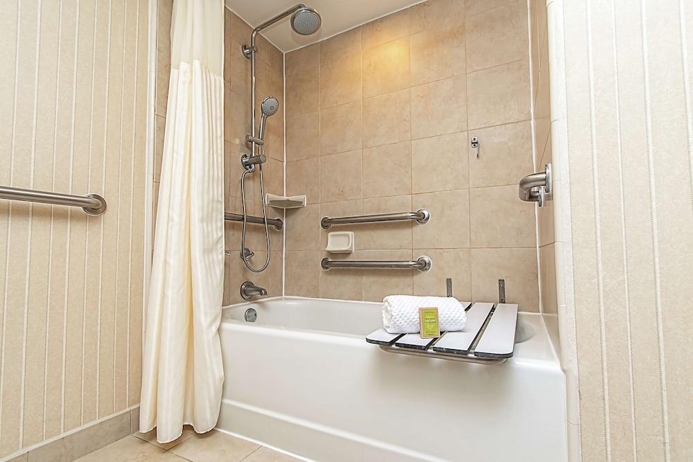 DoubleTree by Hilton Hotel Lafayette photo 39