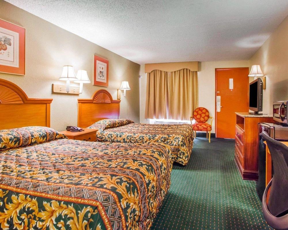 Rodeway Inn Mount Laurel Hwy 73 photo 20