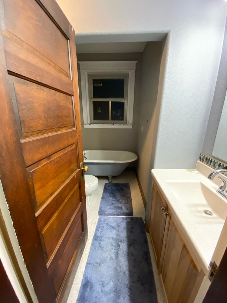 Burge Hotel photo 9