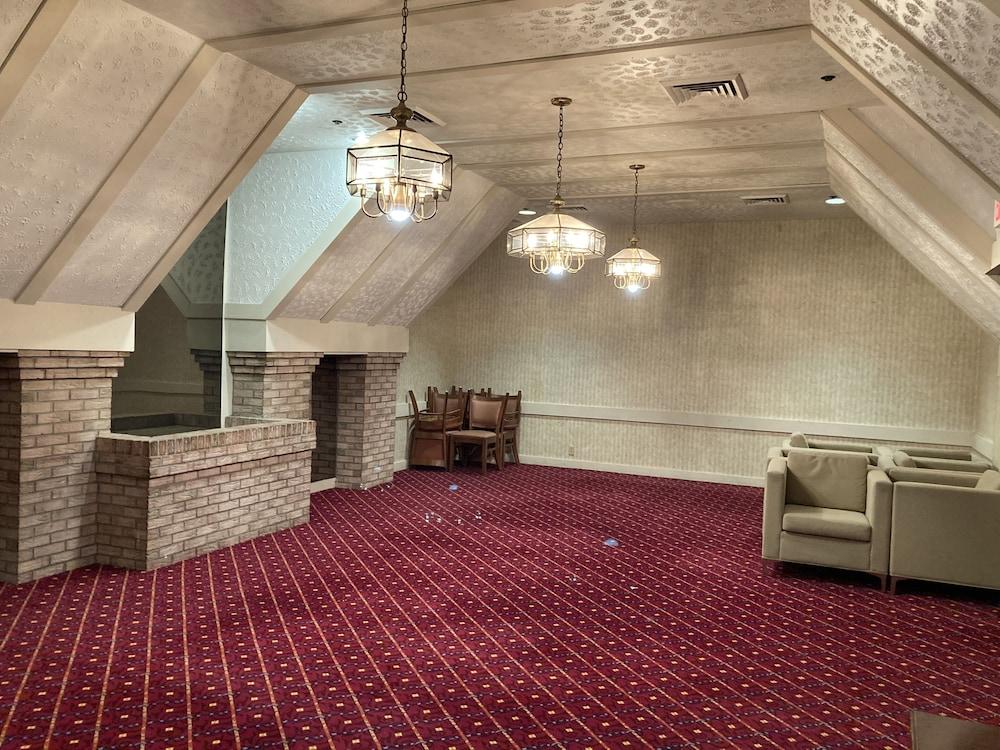 Quality Inn Somerset photo 36