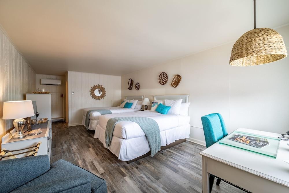 Ocean Glass Inn photo 36