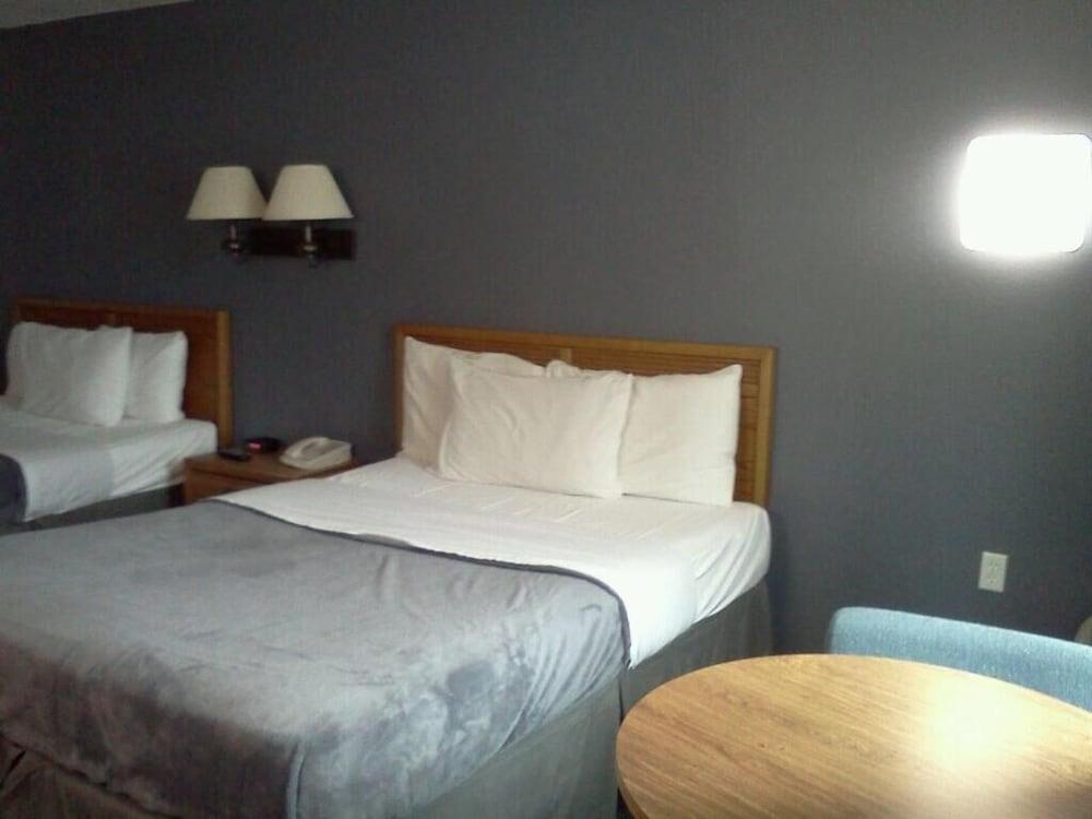 Quails Nest Inn and Suites photo 5