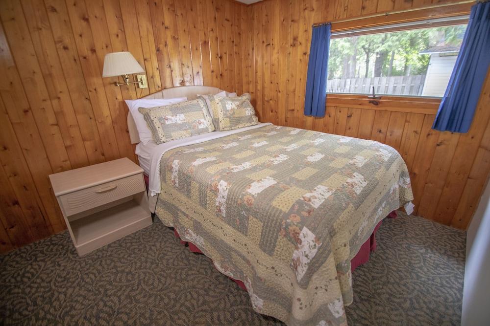 Ridges Inn & Suites photo 70