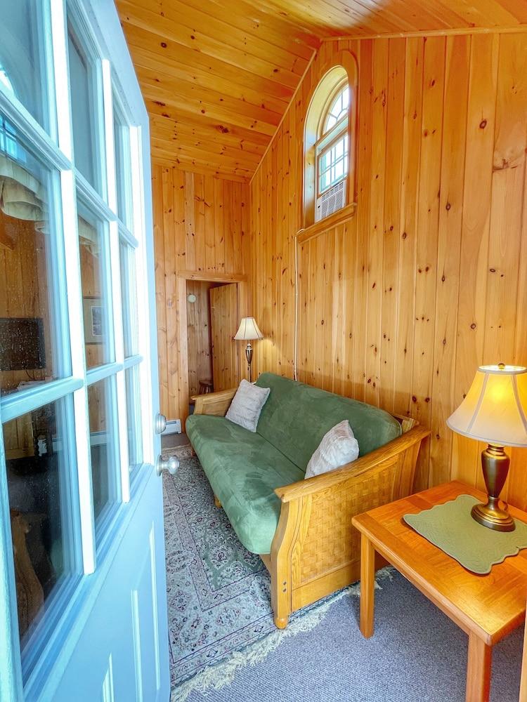 Open Hearth Inn photo 37