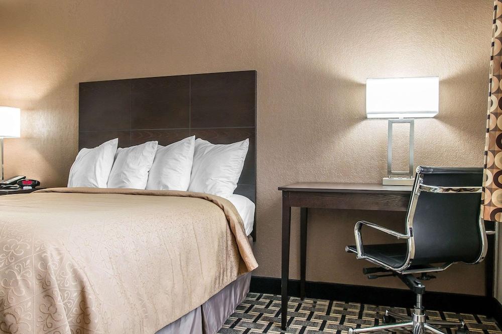Quality Inn Grand Rapids South-Byron Center photo 6