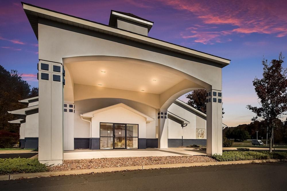 SureStay Plus Hotel by Best Western Highland Poughkeepsie photo 29