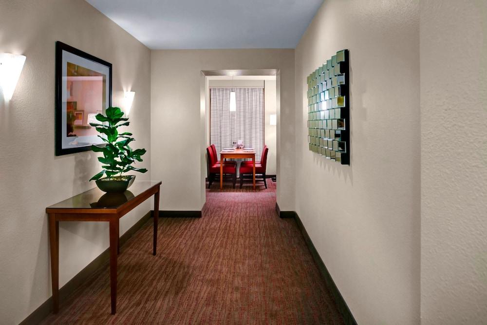 Residence Inn by Marriott Atlanta Midtown/Peachtree at 17th photo 31