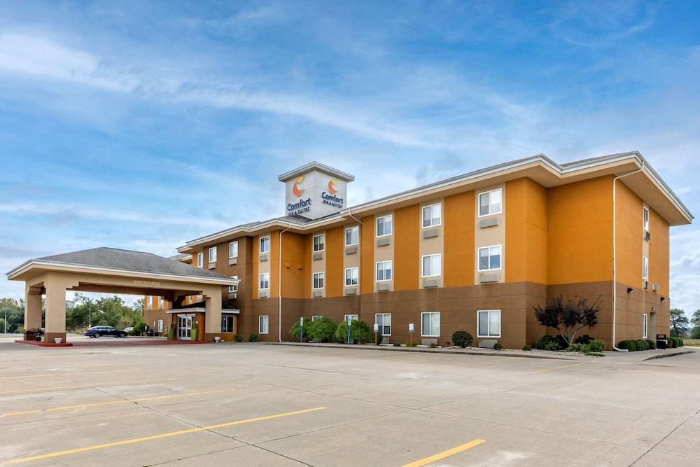 Comfort Inn & Suites Greenville I-70 photo 28