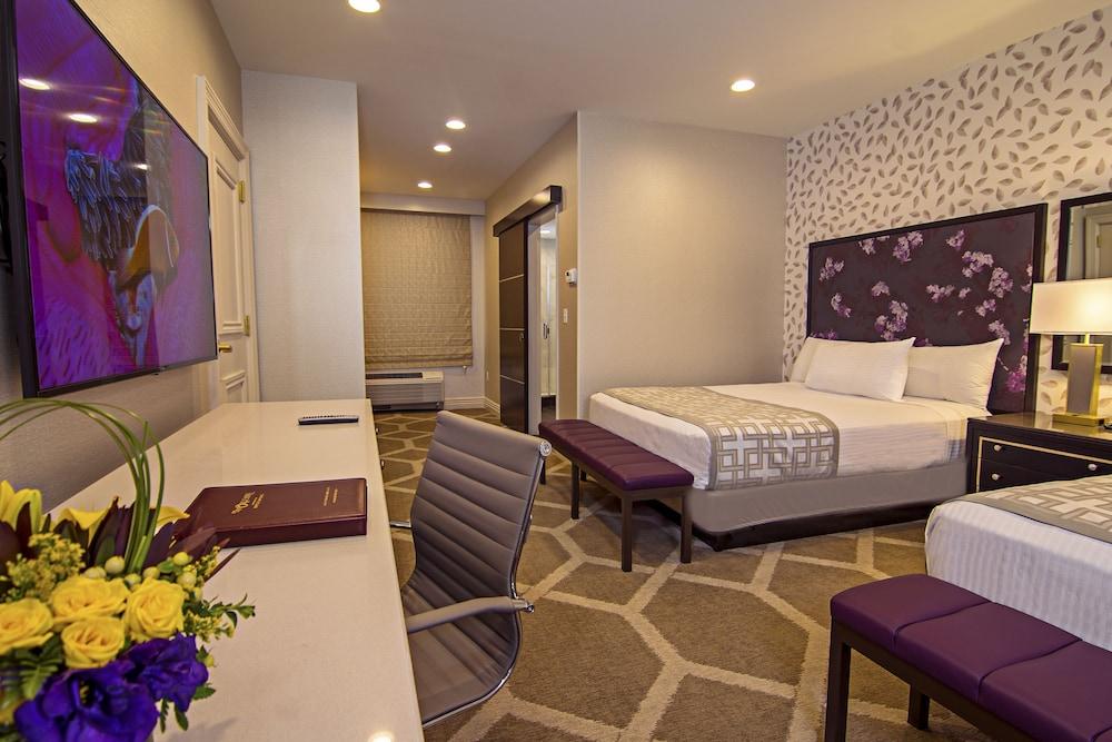 The Orleans Hotel & Casino photo 11