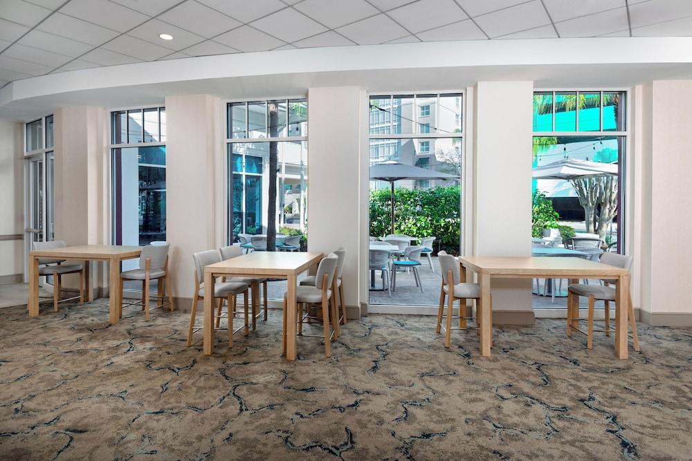 Hilton Garden Inn Tampa Airport Westshore photo 9