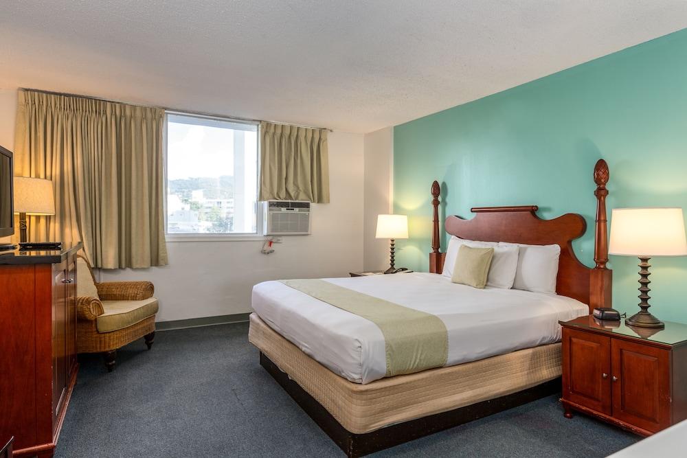 Pagoda Hotel photo 10