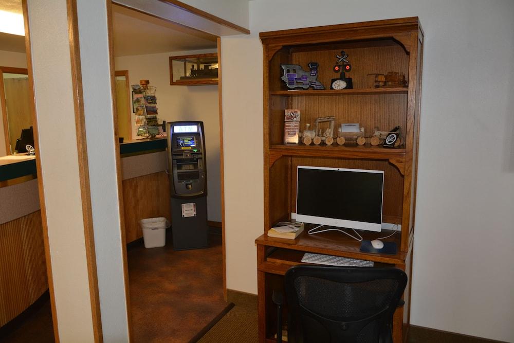 Locomotive Inn photo 18